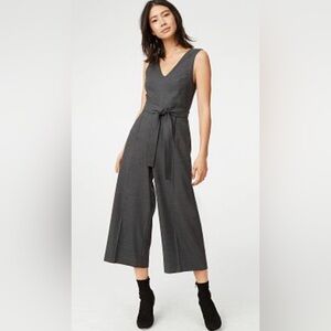CLUB MONACO - Torela Jumpsuit in Charcoal. Wide Leg. Cropped. Size 12